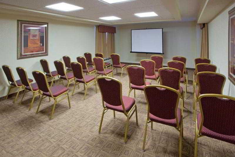Holiday Inn Express Washington Dc East- Andrews Afb By Ihg Camp Springs Esterno foto